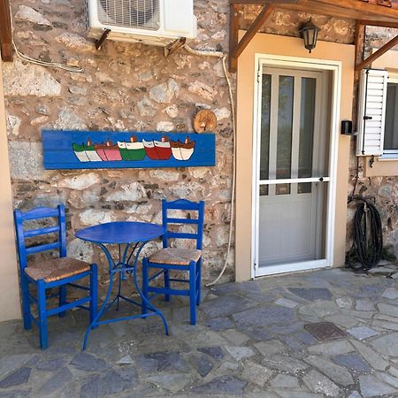 Studio Lakis Barbajonn'S Stone House Foutia Exterior foto